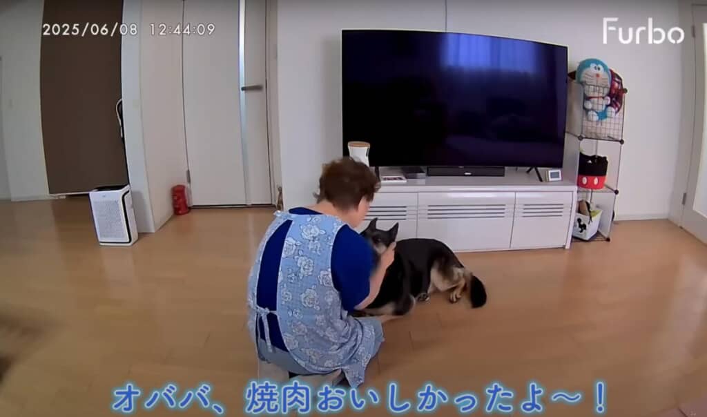 お昼の焼肉に満足げな維桜さん