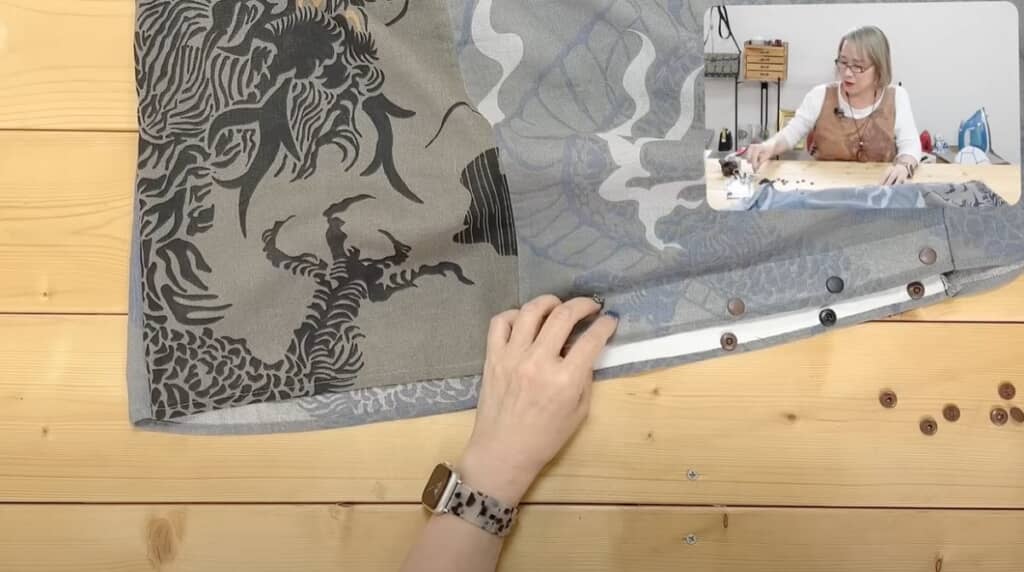 茶色と黒を交互に付けました