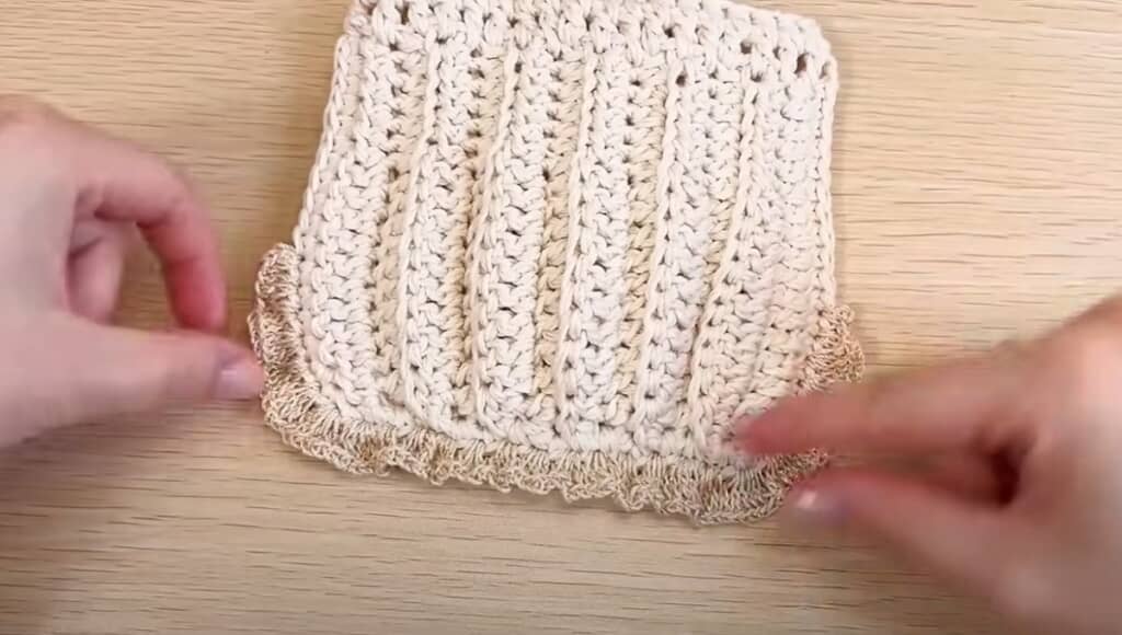 フリルが編めました