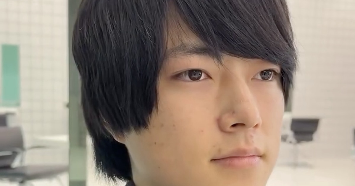 妹「髪に無頓着な兄を変えて」→美容師が全力で応えると……　「おお〜」　予想を超えるイメチェン結果に「声出ちゃいました」「俳優さんかと」（1/3） | 美容 ねとらぼ