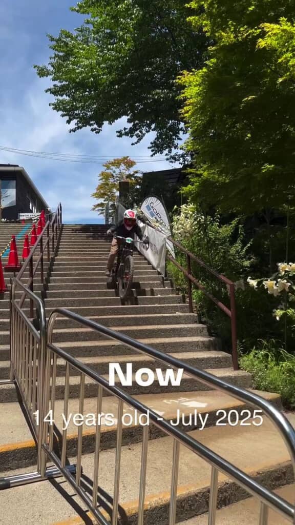 MTBで階段を下りる14歳息子