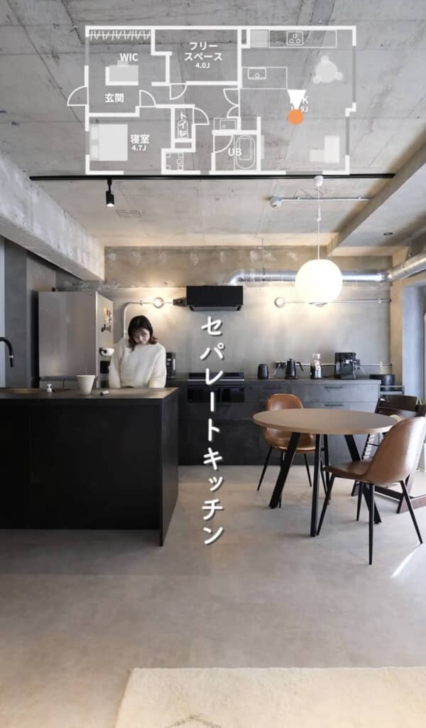 アイランドキッチンと木製ダイニングが調和した開放感あるLDK空間。