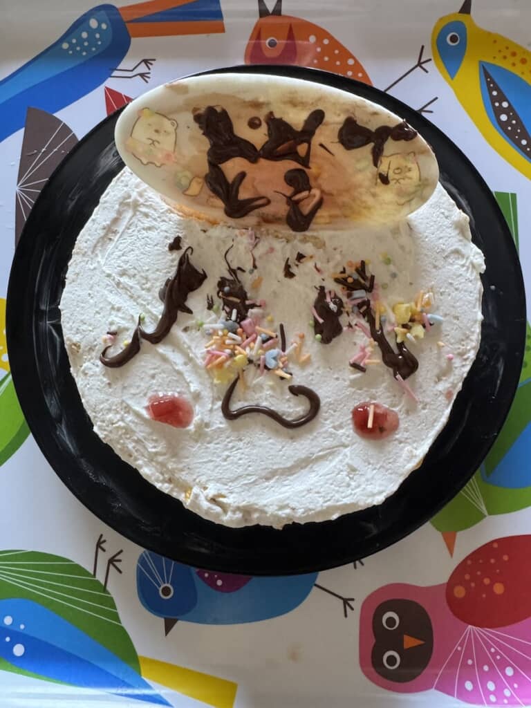 最高のバースデーケーキ（画像提供：わたわたペット／@watawata_petsさん）