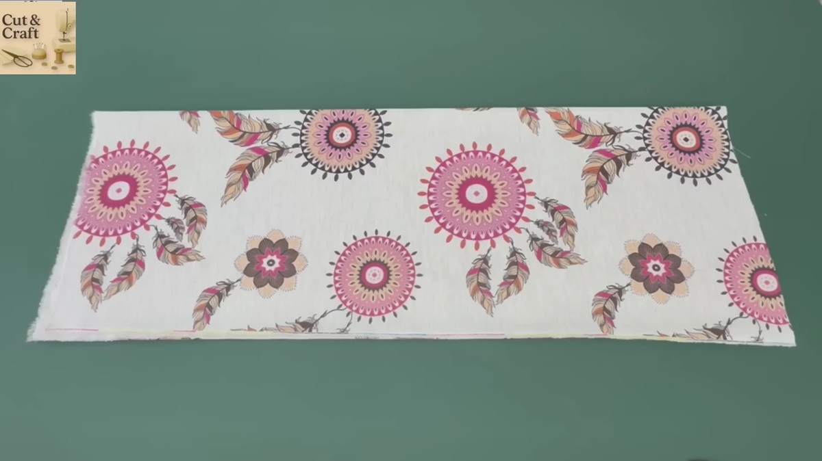 120センチのリネン生地をチョキチョキ切って縫い合わせると……　夏にピッタリのくつろぎアイテム完成に「本当に素敵」「とても実用的」【海外】（1/3） | ライフスタイル ねとらぼ