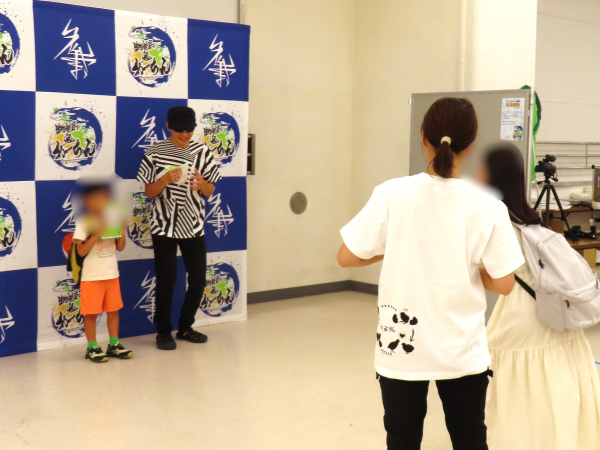 天才釣り師にして昆虫ハンターの「おーちゃんねる」さんとのチェキ撮影会