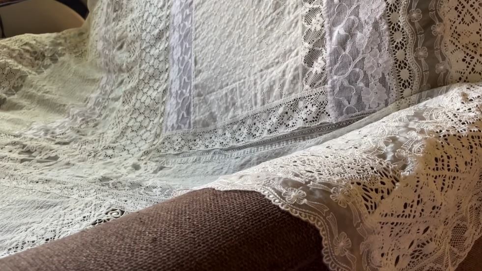 ソファが涼しげな雰囲気に