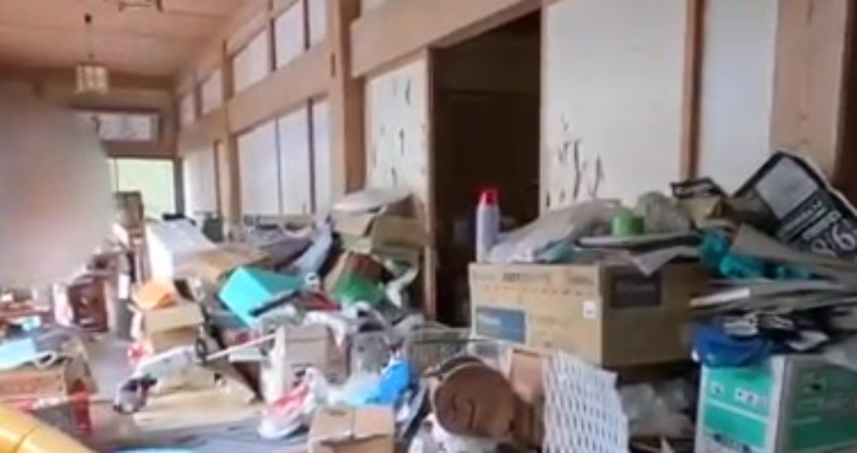 介護が必要になった義父の大豪邸を片付けたら……驚きのビフォーアフターに「見応えが凄い」「感動しました」（1/3） | 住まい ねとらぼ