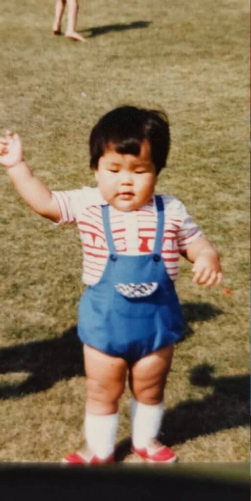 こちらが投稿主のbusubusguideさんご本人の40数年前の姿