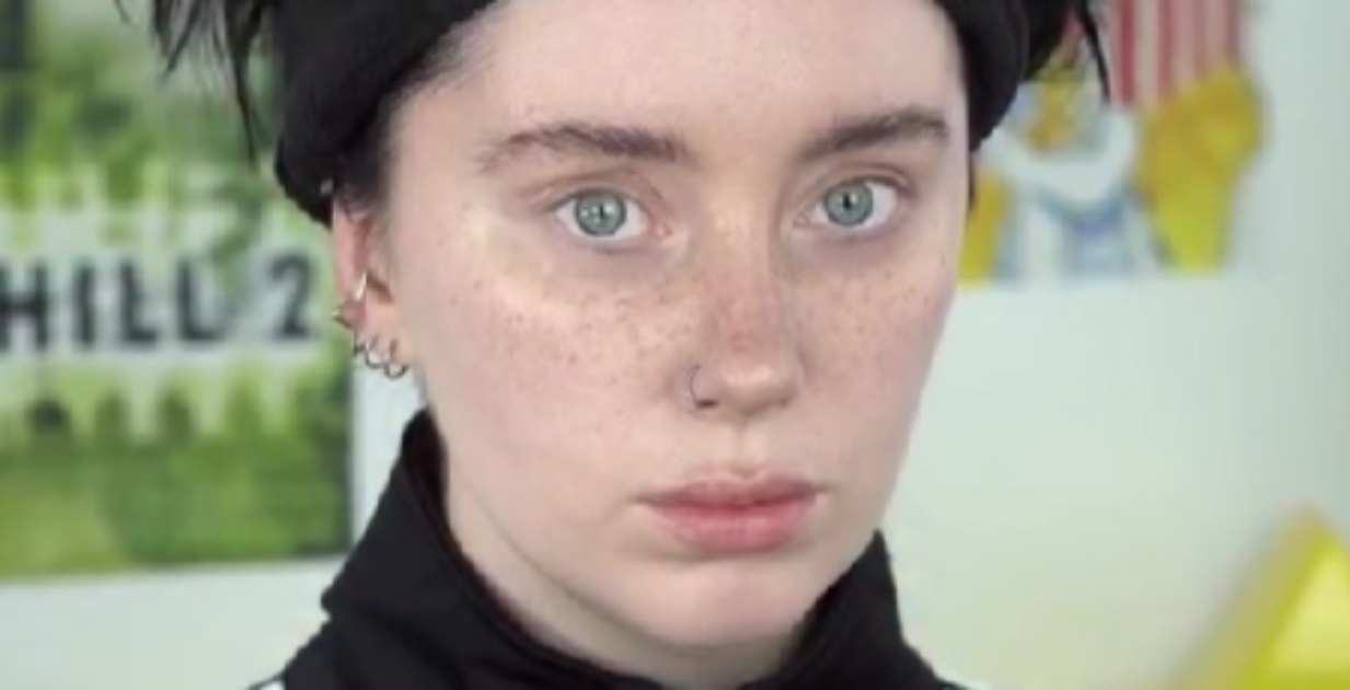 「ビリー・アイリッシュに似てる」と言われた女性、本気でまねてみると……　驚異の仕上がりに「本人にしか見えない」【海外】（1/3） | 美容 ねとらぼ