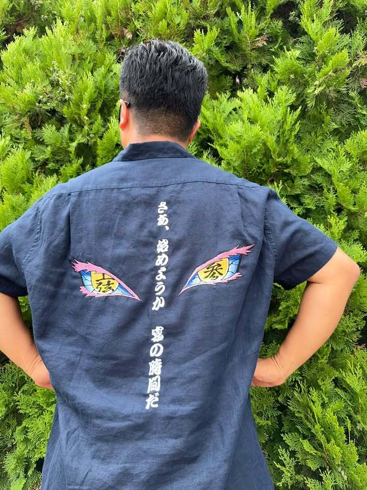 背中の両目がかっこいい！