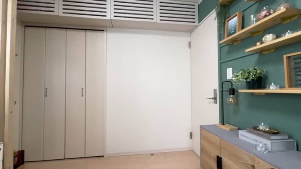 正面の壁にスラットウォールを設置したいそうです