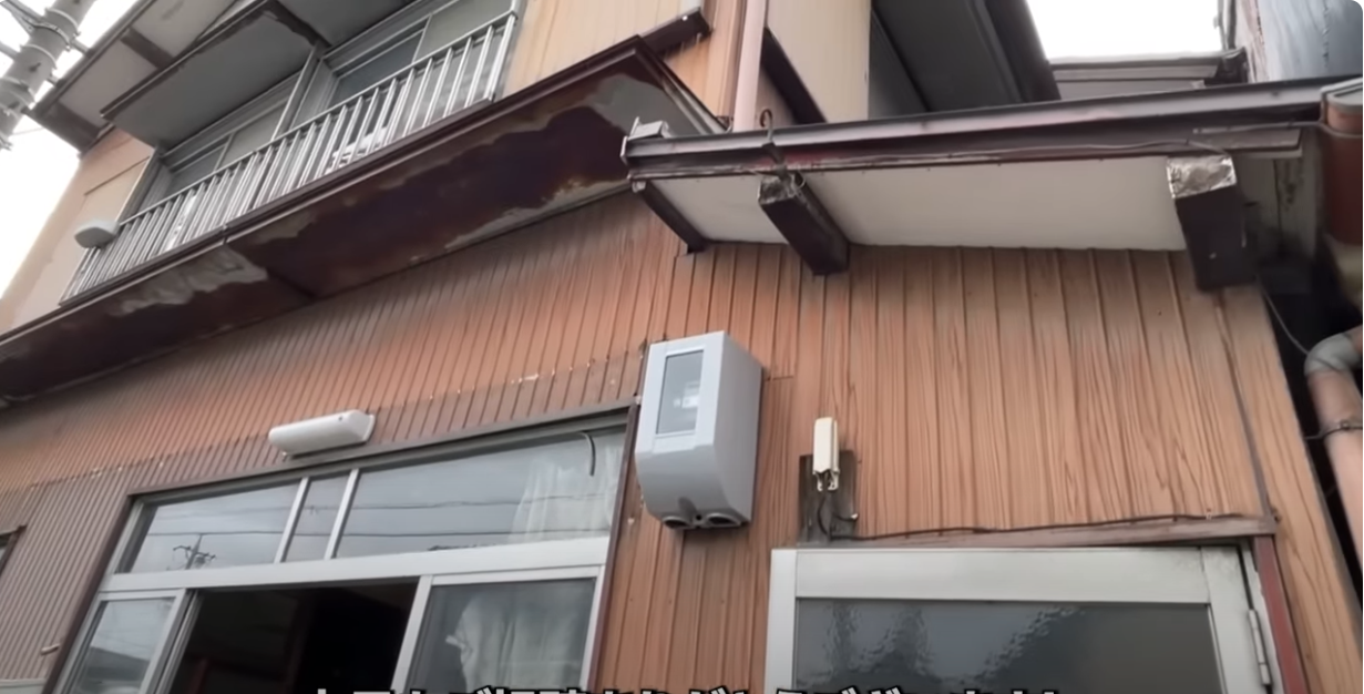 築50年のドン引きする家を45万円で購入→ほぼ1人でリノベして半年後……　信じられない仕上がりに「天才かよ！」「近所だったら住みたい」（1/3） | ライフスタイル ねとらぼ