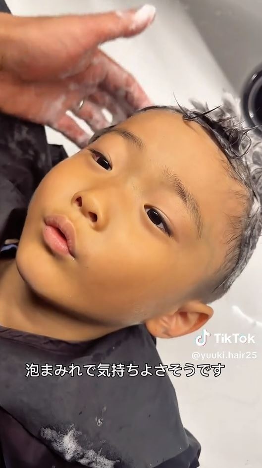 シャンプー中の様子