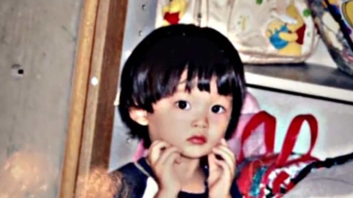 「女の子みたいな顔だね」と言われ続けた男の子、20歳になったら→「神がかってる」姿に驚がく　「人体の不思議」「オーラが凄い」　投稿者に話を聞いた（1/3） | ライフスタイル ねとらぼ