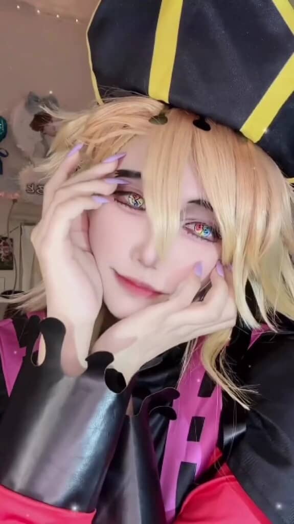 無邪気な様子の表情も完璧です