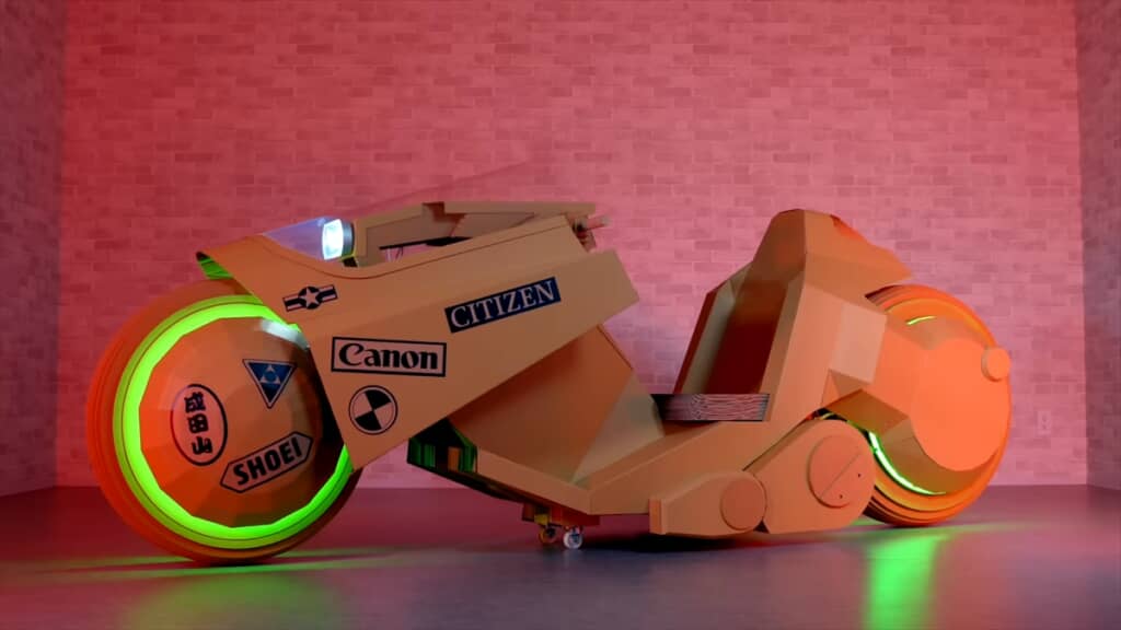 ダンボールで作る「AKIRA」の主人公・金田正太郎のバイク