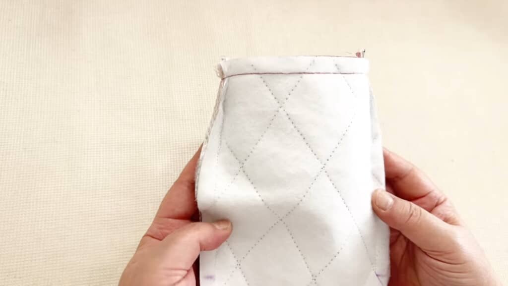 内布の中に表布と口布が入っている状態