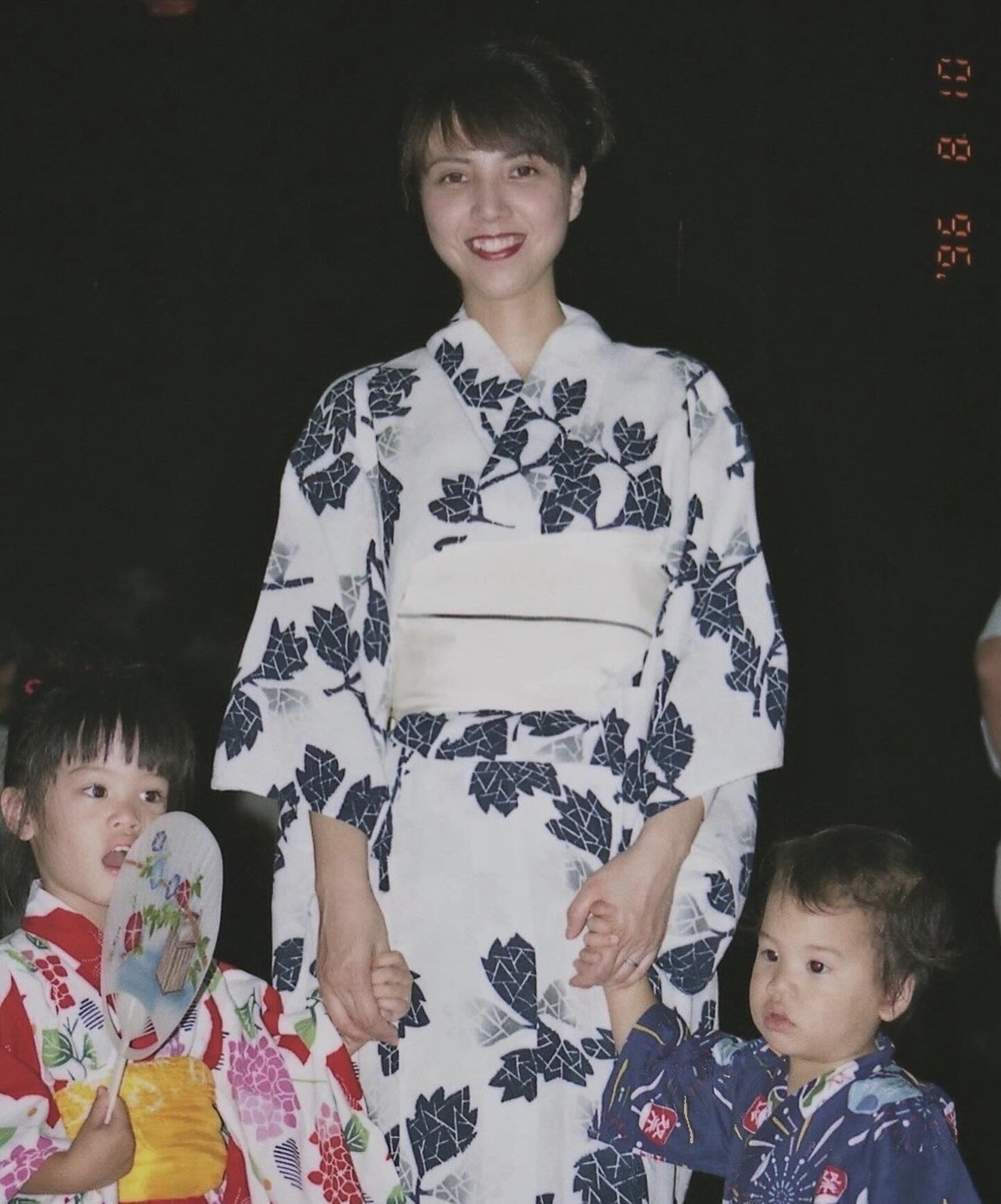 母が32歳のとき着た浴衣→29年後、同じ年齢になった娘が着ると……　「同一人物かと」「遺伝子羨ましい」と反響（1/2） | ライフスタイル ねとらぼ