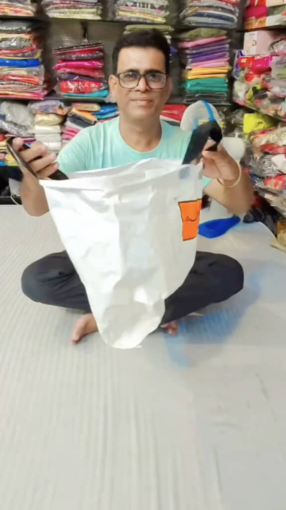 ビニール製のショッパー