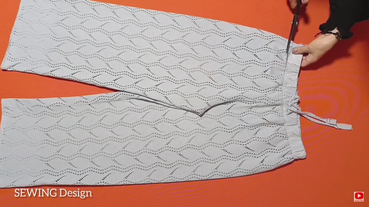 古くなったパンツは捨てないで！　バッサリ切って縫い合わせると……　スタイリッシュで夏らしい完成品に「天才的」「涼しそう」【海外】（1/3） | ライフスタイル ねとらぼ