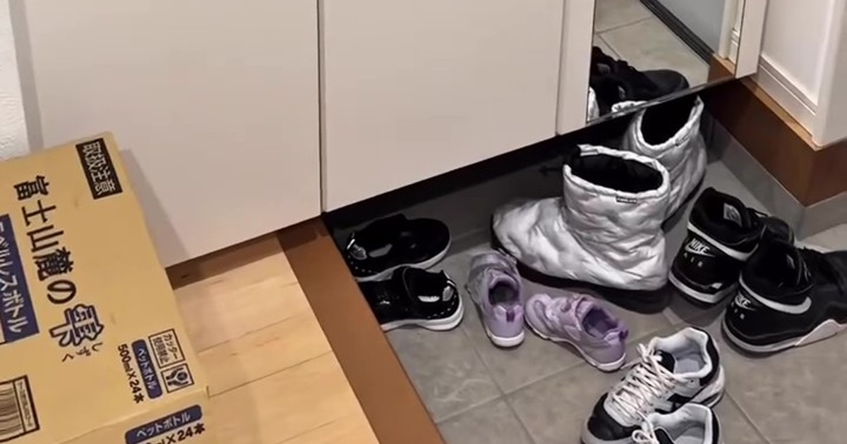 家族が増え狭くなり、ケンカ多発で絶望の玄関スペース→3姉妹パパがDIYすると……　失敗を乗り越えた“理想の空間”に反響（1/3） | リフォーム・リノベーション・DIY ねとらぼ