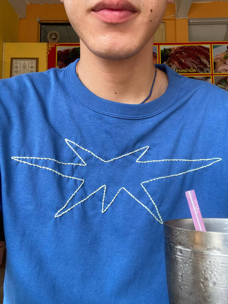 刺しゅうTシャツを制作！