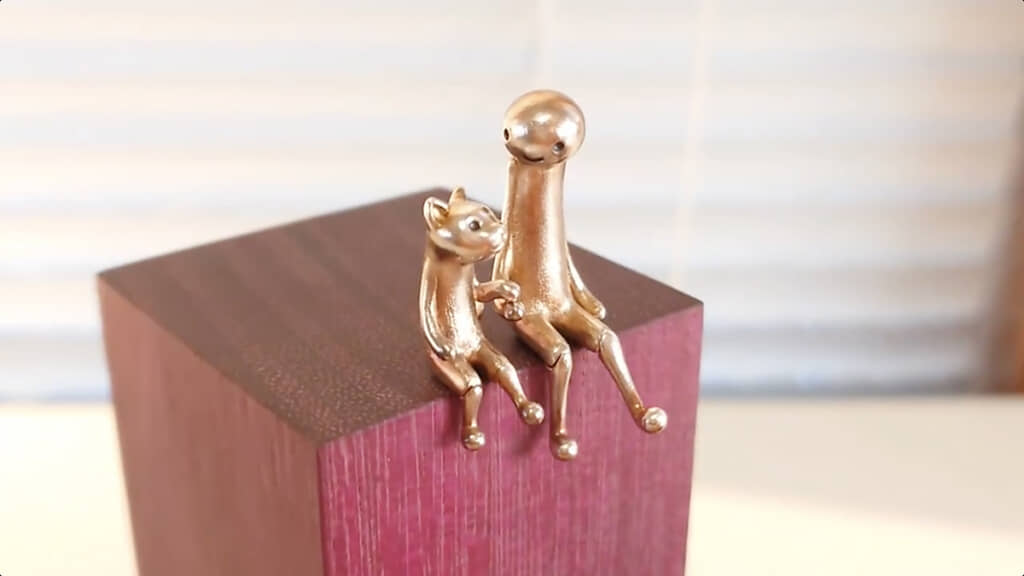 自身とプチュちゃんのからくり人形