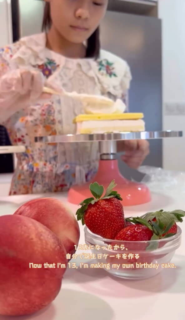 いちごと桃を使ったショートケーキ