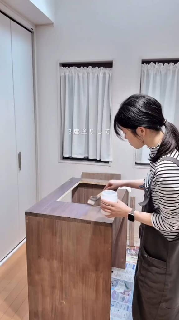 塗装は重ね塗りで丁寧に