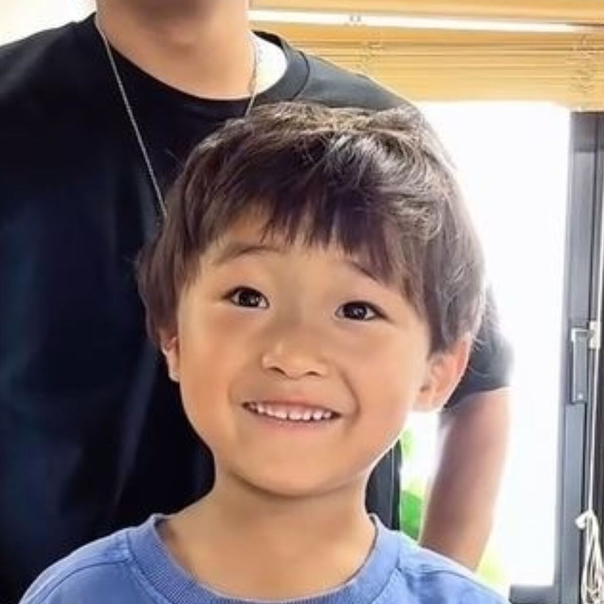 5歳息子「ドラゴンボールのキャラになりたい」→美容師パパの手にかかると……　「おお〜！」想像以上の仕上がりが280万再生 | 美容 ねとらぼ