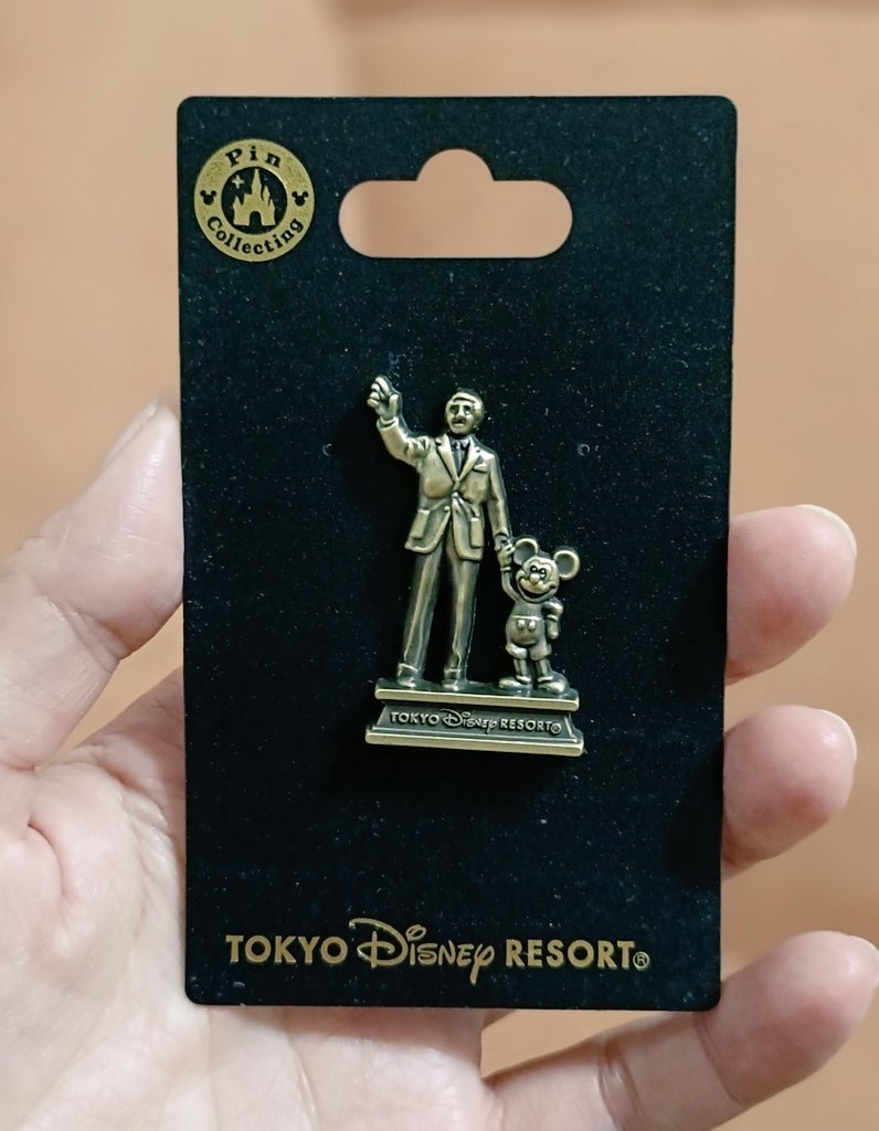 ウォルトディズニー100周年 イカボードとトード氏 ピンバッジ★未使用 ウォルトディズニー100周年 イカボードとトード氏 ピンバッジ