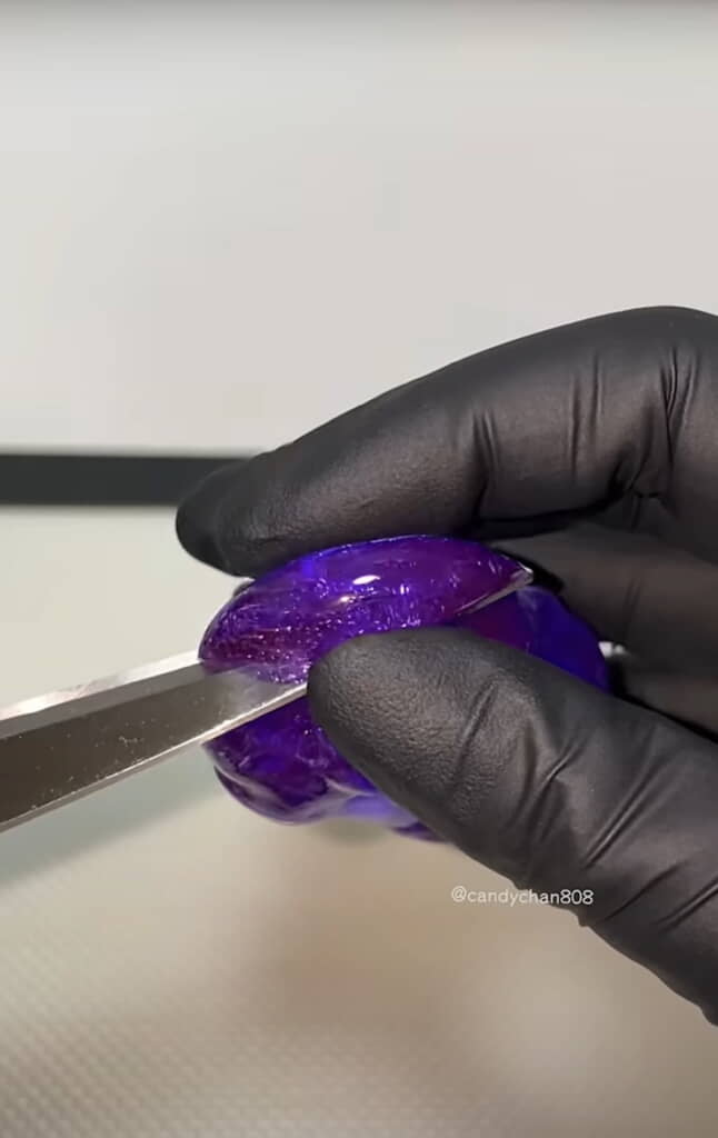 固まってきたらカットして