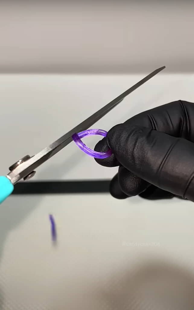 蝶々のフチの形に