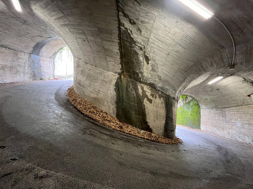 究極のヘアピンカーブ