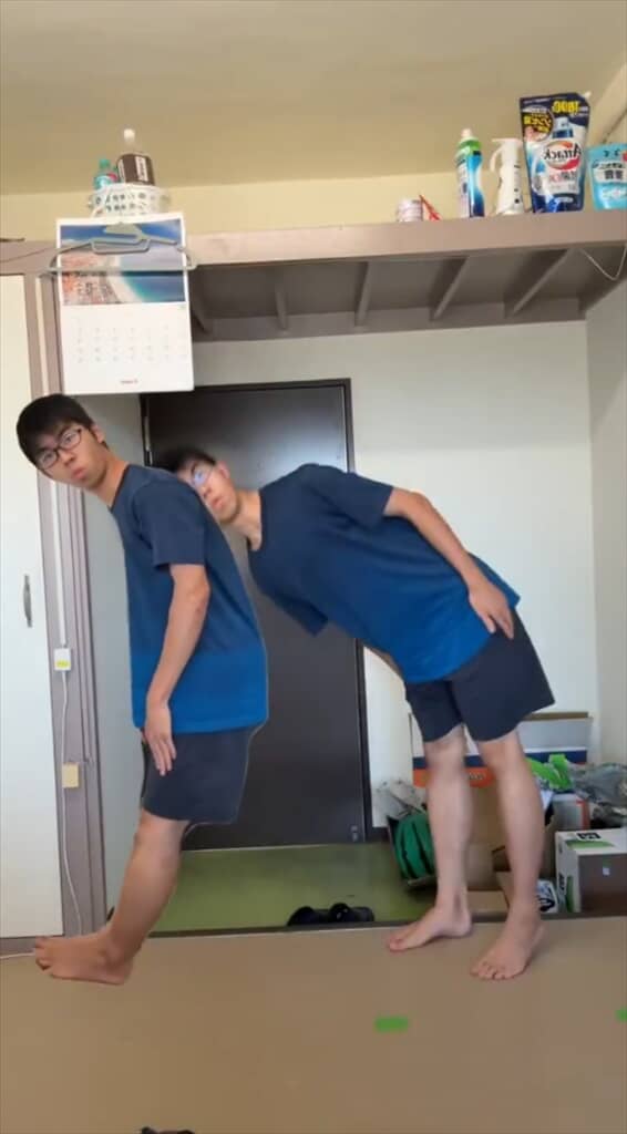 体を張ってプロ野球12球団のロゴを再現する阪大生