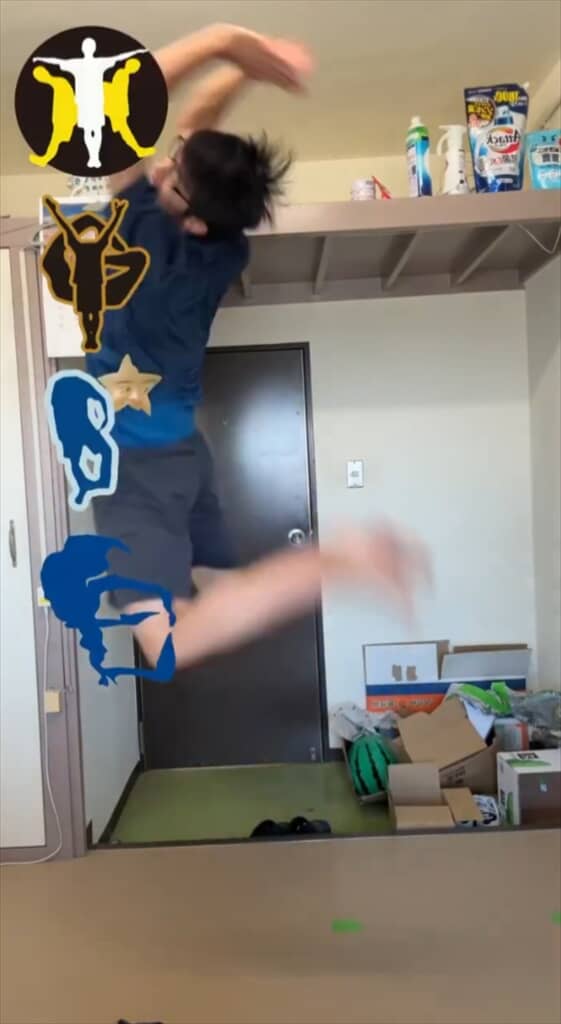 体を張ってプロ野球12球団のロゴを再現する阪大生