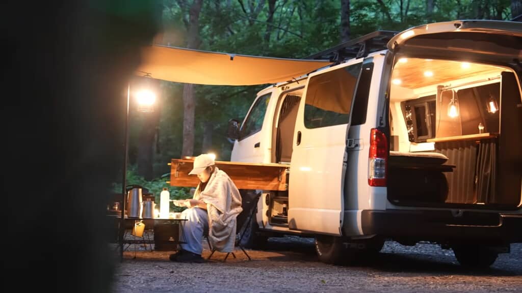 完成したハイエースでキャンプへ