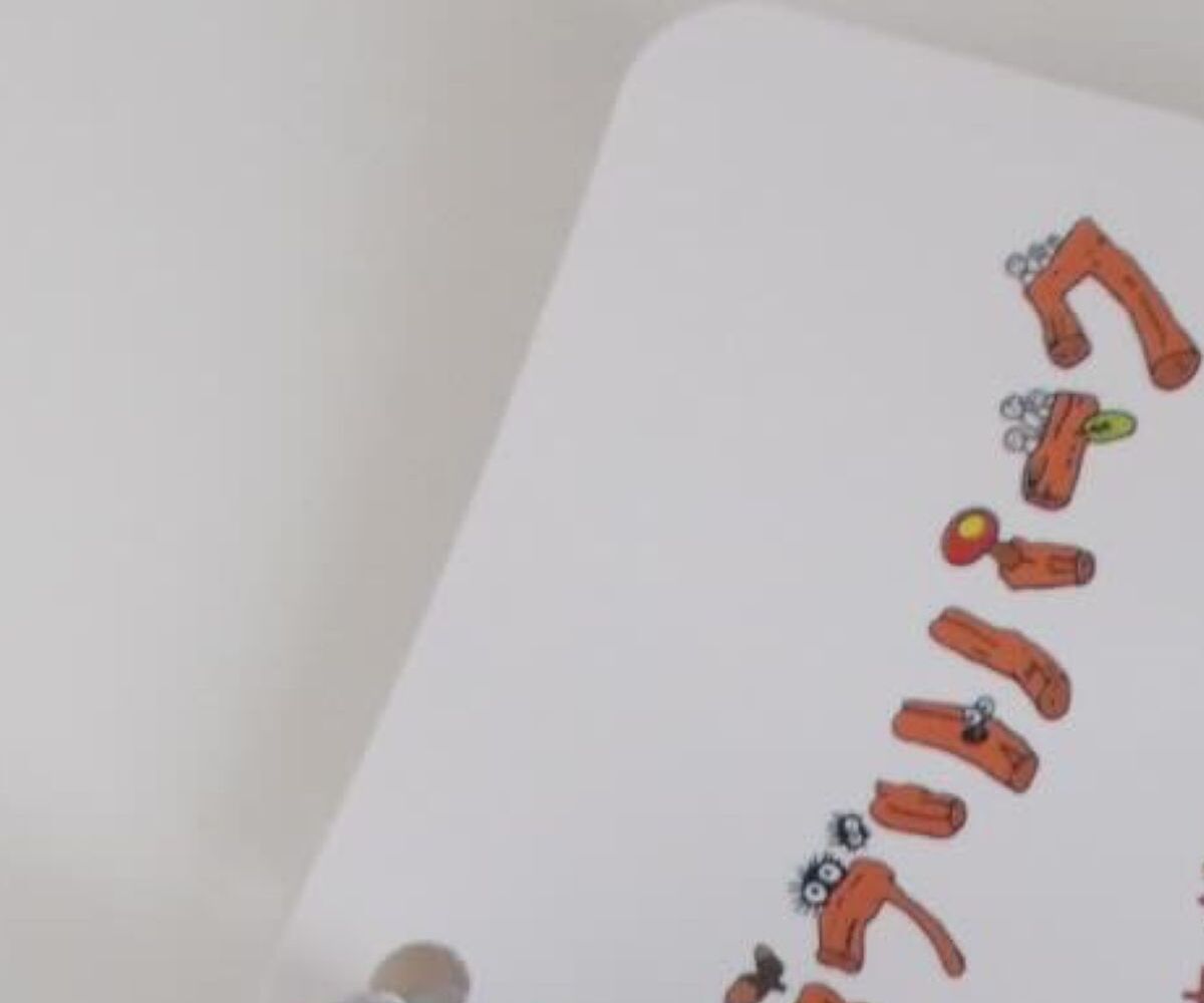 ジブリパークでお土産を買った女性→帰宅後……　まさかの中身に仰天「首から下げて公園に行きたい！」 | ライフスタイル ねとらぼ