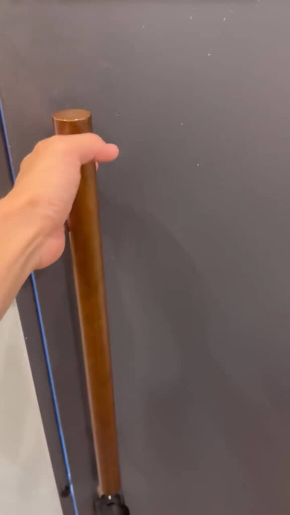 ドアを開けると……