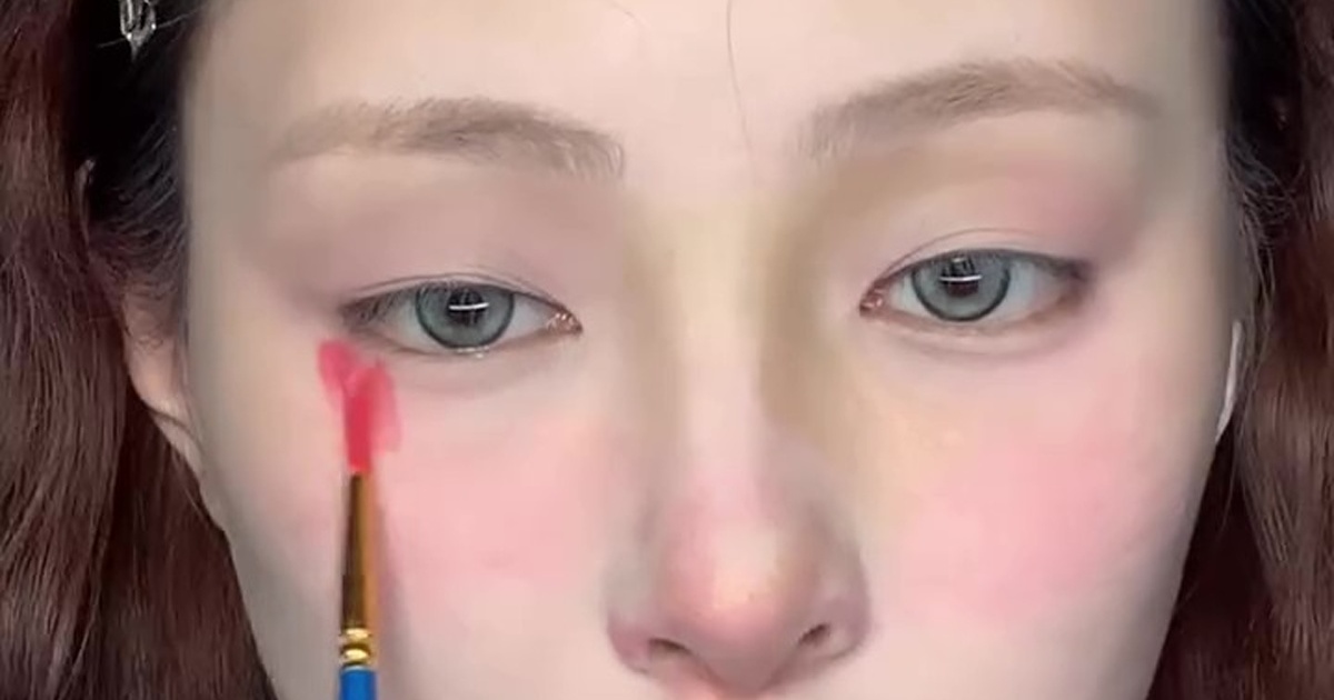 ミュシャの「夏」をモチーフに水彩でメイクしたら……「完璧に表現してる」「自身が芸術作品だ」　透明感あふれる仕上がりに反響【海外】（1/3） | カルチャー・アート ねとらぼ