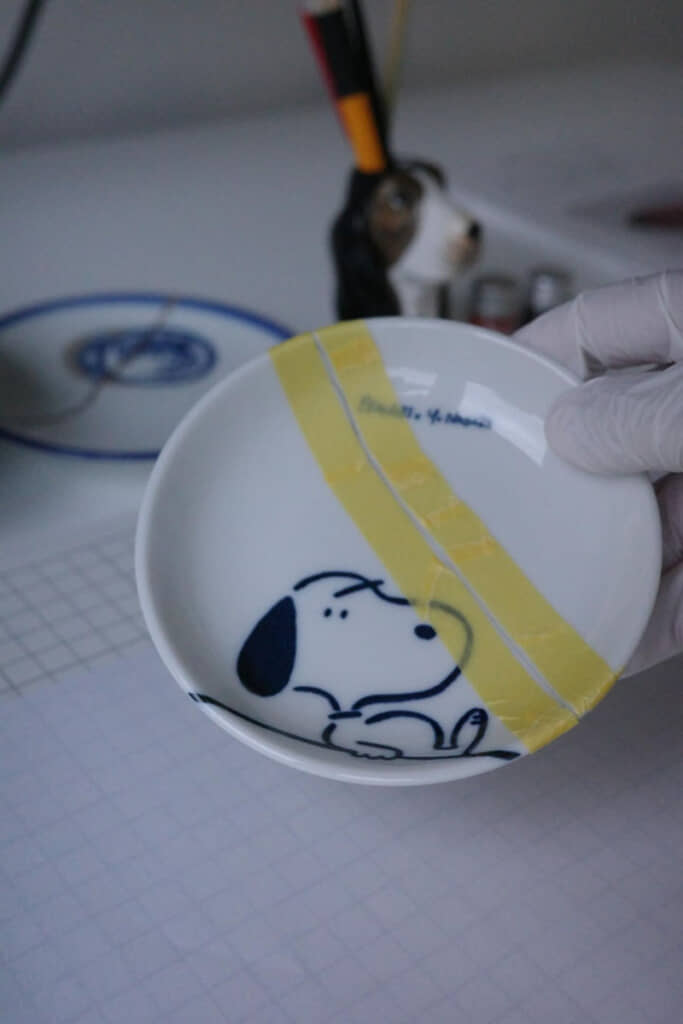 割れ目の両脇をマスキング