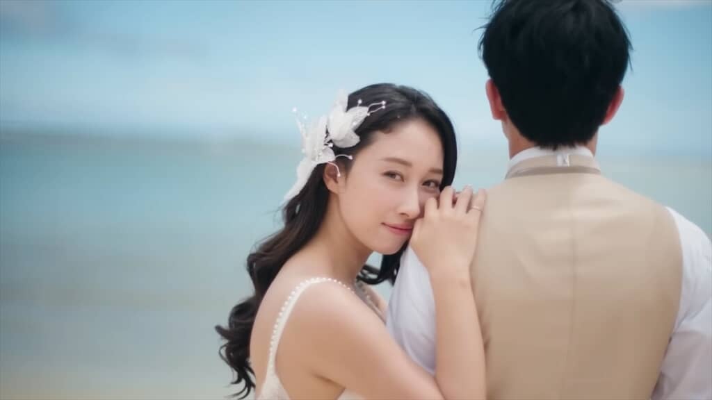 ハワイで結婚式を挙げたオリラジ藤森慎吾と妻・ミヅキ