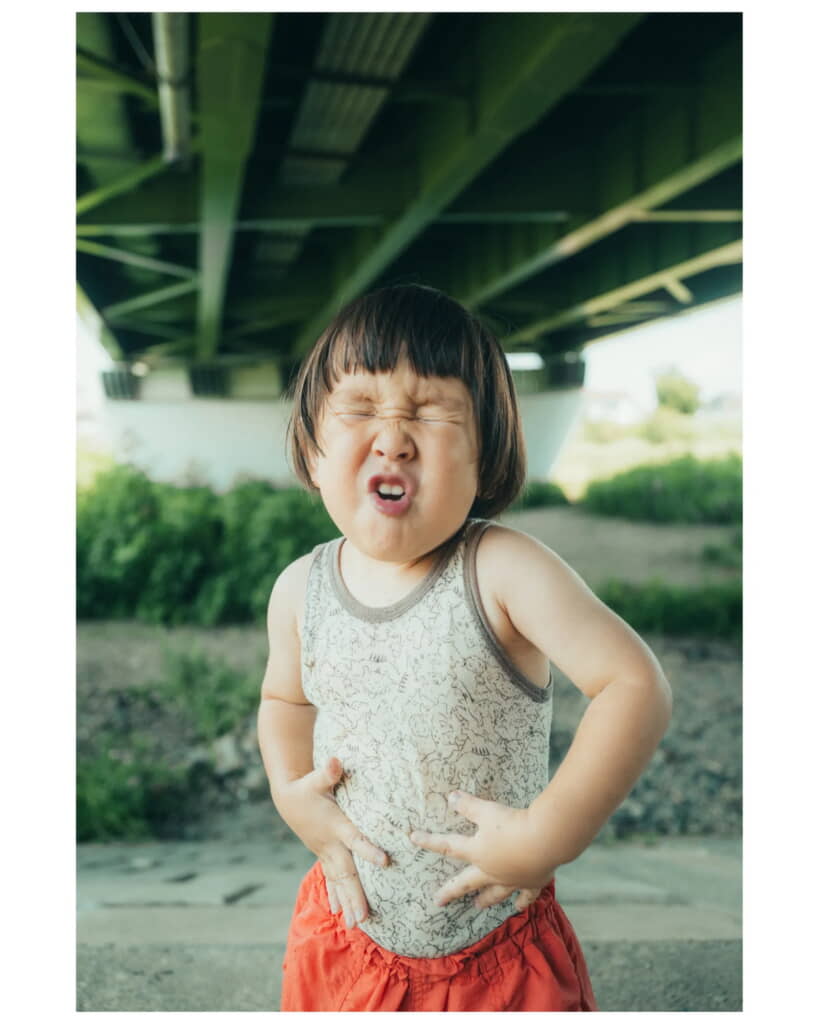 内なるパワーを集め始める息子さん