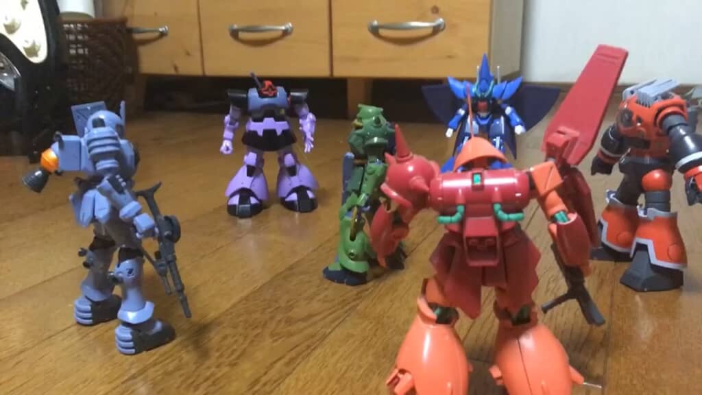 目覚めて「ユーフラテス」を名乗るザクII改。実は全員名前はあるのですが、この記事では便宜上、機体名で表記しています