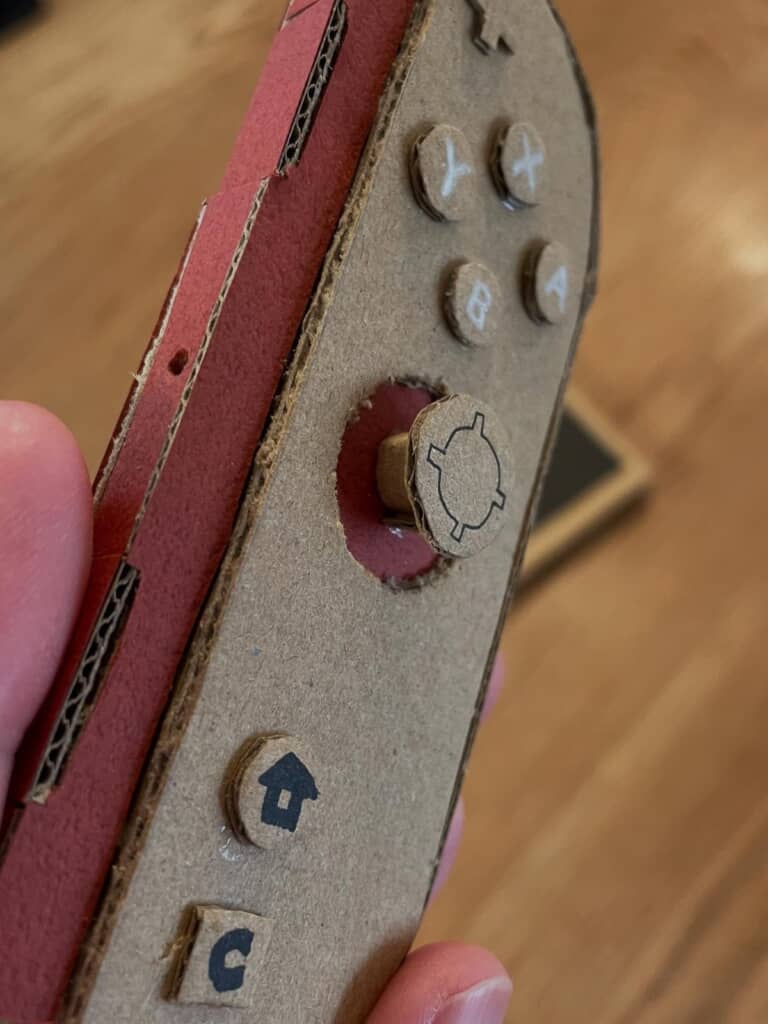 Joy-Conは取り外しと接続ができます