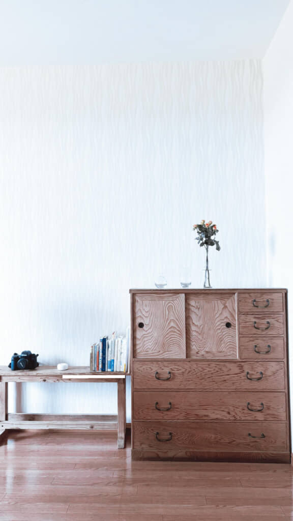 この収納棚が1100円だと……!?（画像提供：onu／@ki_bi_su__さん）