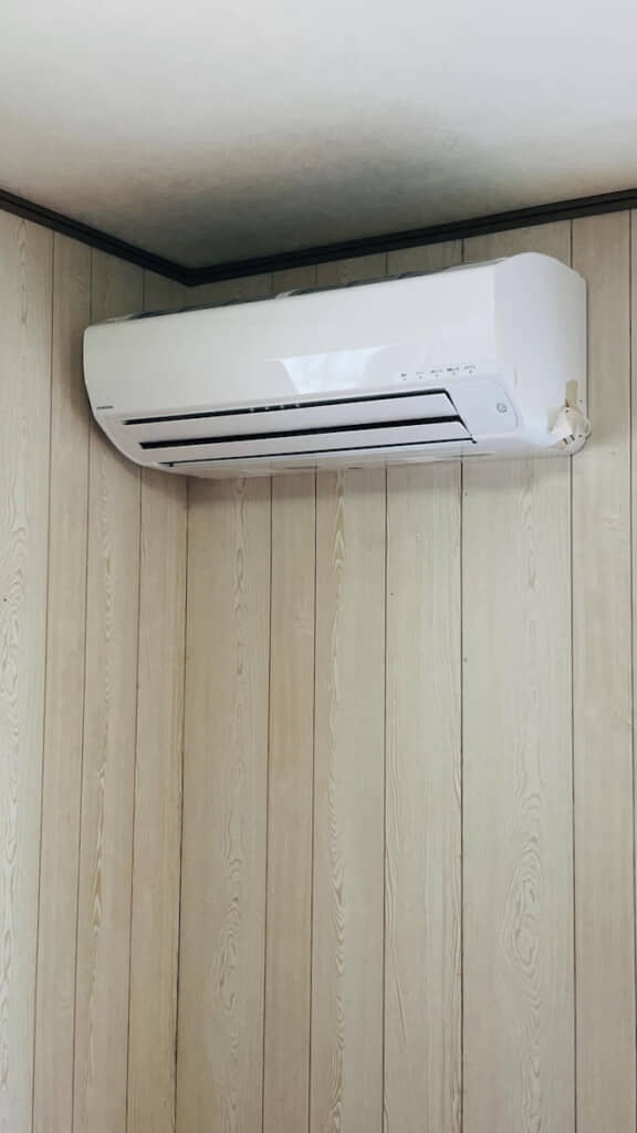 新しく設置されたエアコン