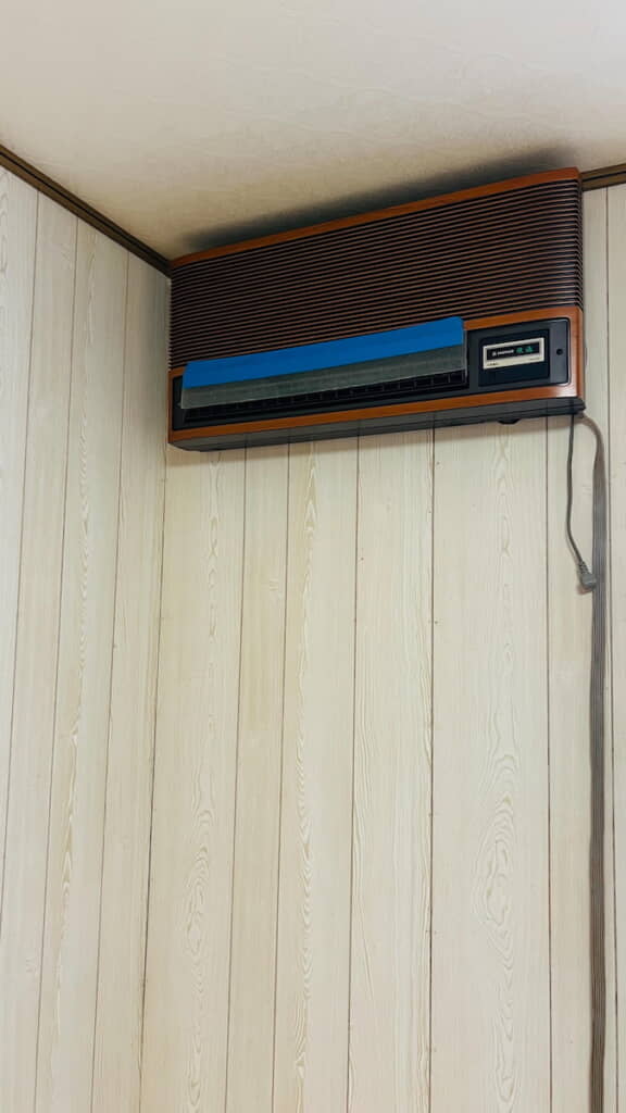 30年ぶりに交換するエアコン