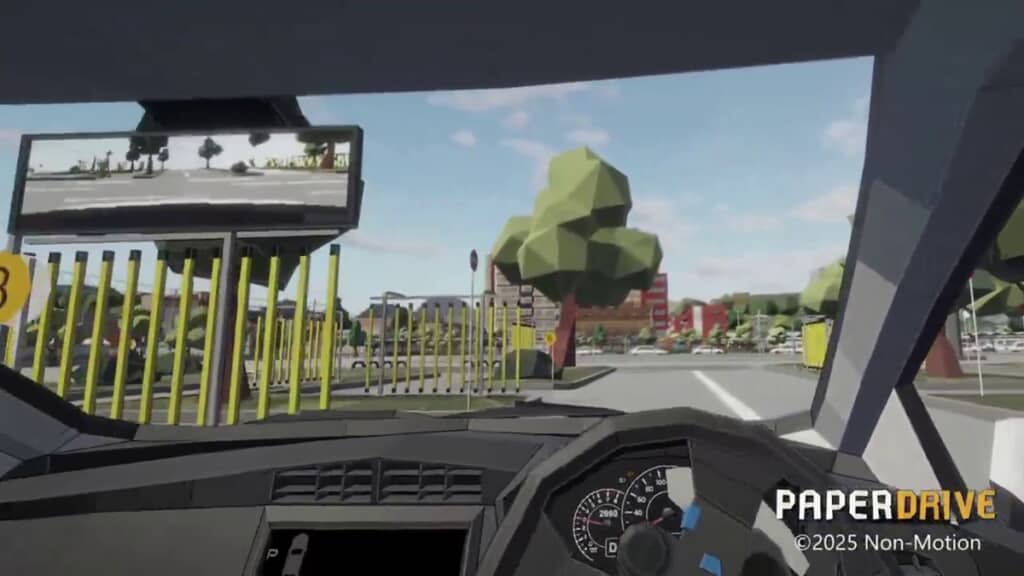 脇に大きな木が生えている道路を走る様子