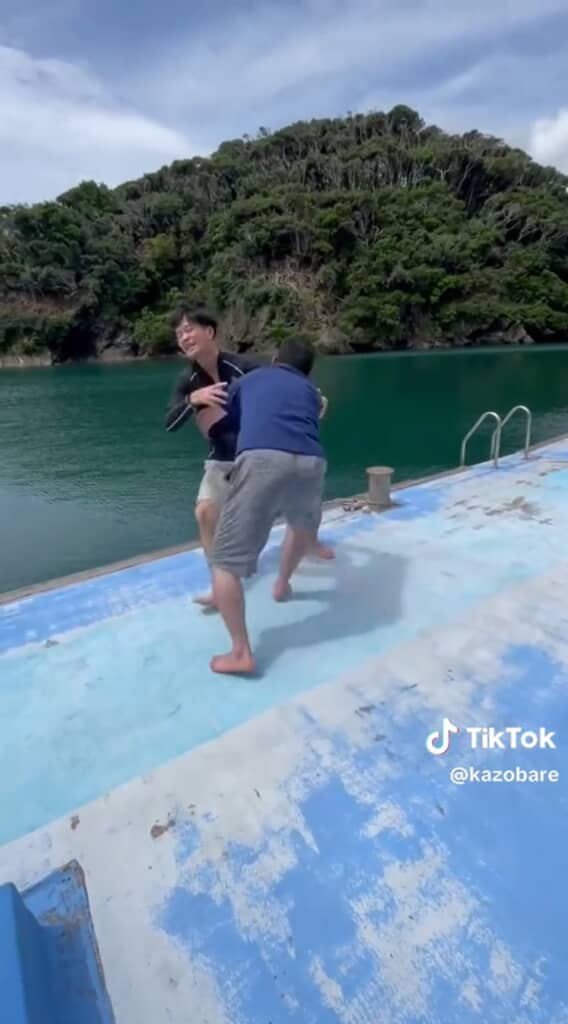 明らかに勢いで負けてる長男さん